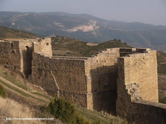 TORRE CON HORNACINA DEL RETRETE EN CUBO ADYACENTE A PUERTA DE LOS REYES